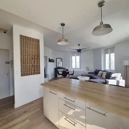 Le 44 - Confort & Proximite A St-nazaire דירה *